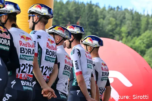 Jonas Koch se retira y deja un hueco libre en Red Bull - BORA