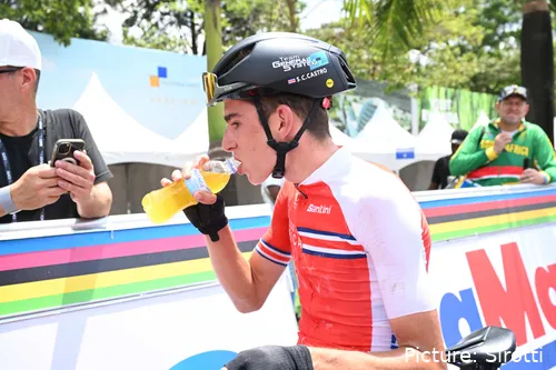 Sebastian Castro, ciclista del Movistar Team Academy a partir de 2026, en Kigali&nbsp;