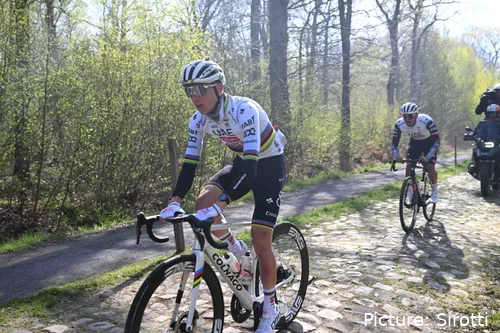 Pogacar quiere ganar en Roubaix