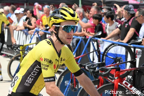 Increíble retirada de Simon Yates del ciclismo profesional