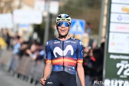 Iván Romeo, con el maillot de campeón de España de Movistar
