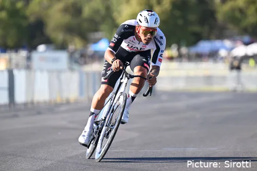 Sebastián Molano en el Tour Down Under 2026. Foto: Sirotti