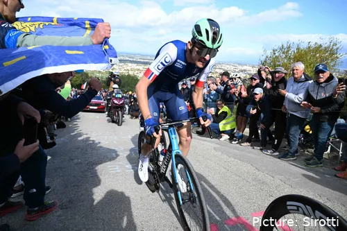 Paul Seixas, en plena acción durante la temporada 2025