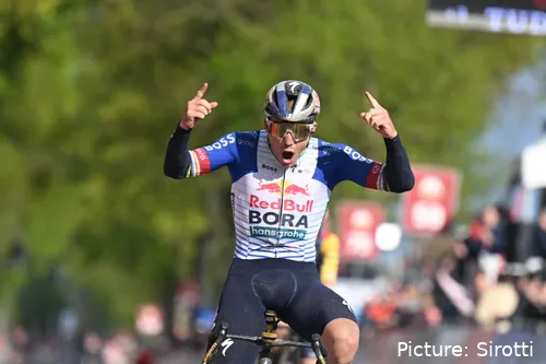 Remco Evenepoel wins Amstel Gold Race 2026