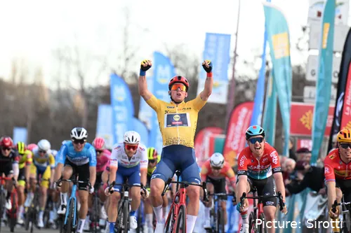 Mads Pedersen racing for Lidl-Trek. @Sirotti