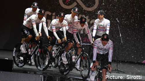 A UAE Team Emirates XRG é uma das equipas mais fortes do pelotão.
