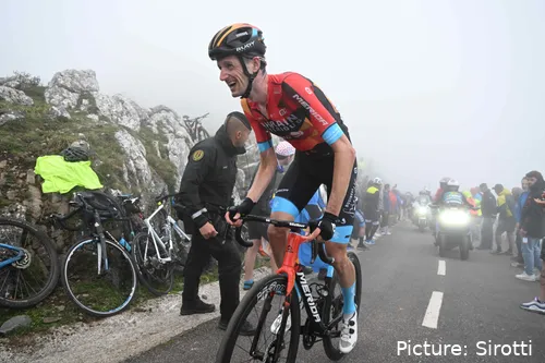 Wout Poels está de malas feitas para a Astana