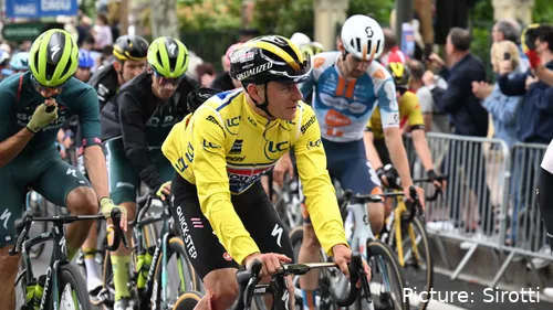 Remco Evenepoel vestiu a camisola amarela no Critérium du Dauphiné