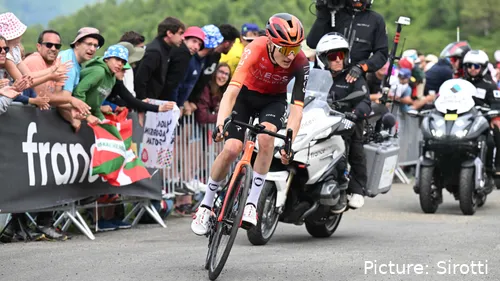 Rodriguez está em queda na terceira semana, mas promete não desistir de dar luta