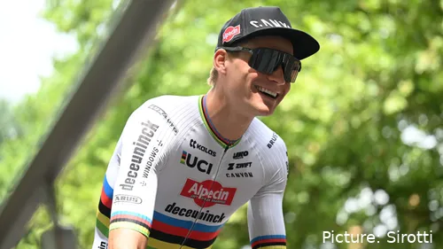 Mathieu van der Poel continua a sua preparação para defender a camisola Arco Íris em Zurique