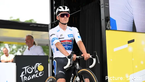 Remco Evenepoel lidera atualmente a classificação da juventude