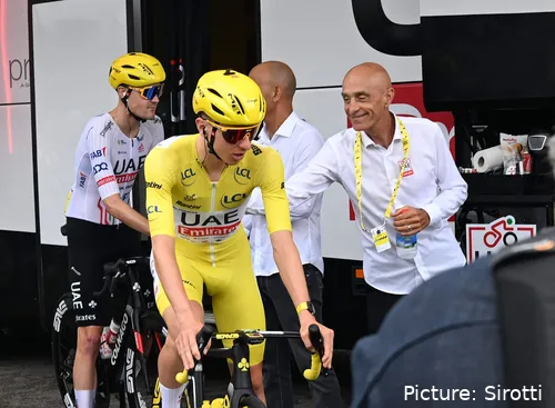 Tadej Pogacar lidera o Tour de France com 1:04 para Evenepoel e 1:15 para Vingegaard