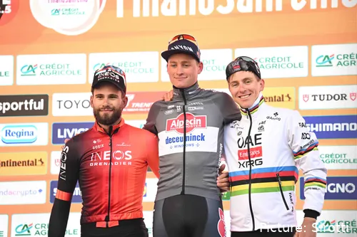 Ganna, Van der Poel e Pogacar no pódio final da Milan-Sanremo 2025