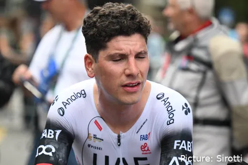 Almeida chegou integrado no reduzido pelotão, a 3:12 do vencedor do dia