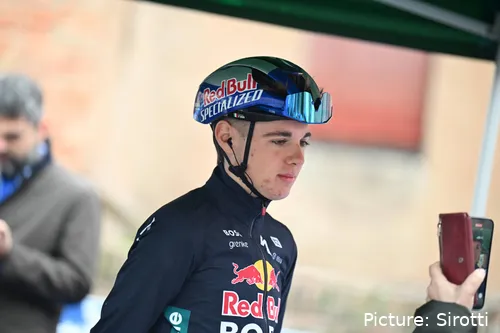 Finn já correu para a Red Bull em algumas ocasiões em 2025