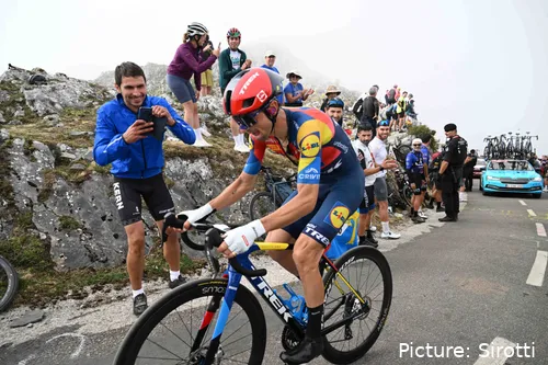 Giulio Ciccone no Alto de l'Angliru.&nbsp;