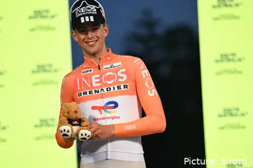 Samuel Watson on the podium after winning the prologue of the 2026 Tour Down Under