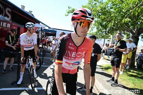 Carlos Rodríguez vai permanecer na INEOS por vários anos