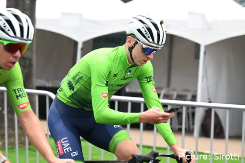 Pogacar sah entspannt aus während seiner Streckenbesichtigung in Kigali