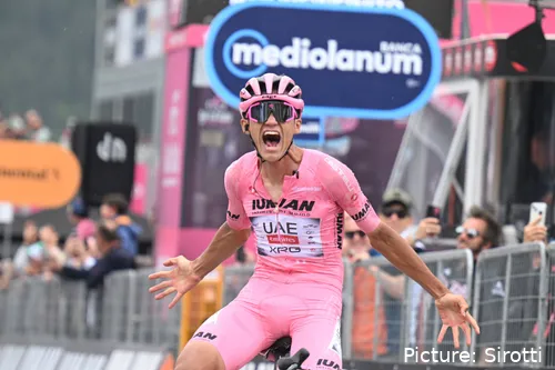 Isaac del Toro sollte den Giro d'Italia 2026 für die VAE anführen