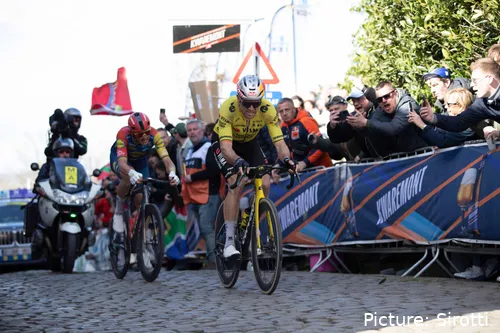 Wout Van Aert bei der Flandern-Rundfahrt 2026