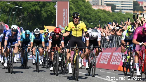 Kooij won ook een etappe in de Giro d'Italia van 2024