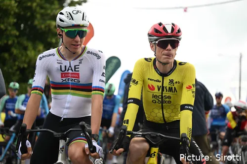 Pogacar (L) en Vingegaard (R) zijn waarschijnlijk weer de twee belangrijkste kanshebbers voor de Tour de France in 2025