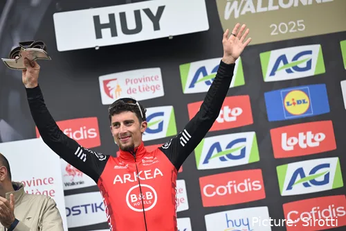 Kevin Vauquelin stond dit jaar ook op het podium van La Fleche Wallonne, hij verloor alleen van Tadej Pogacar