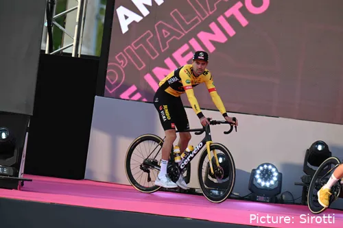 Dumoulin ging met pensioen als een van de succesvolste Nederlandse wielrenners van de moderne tijd