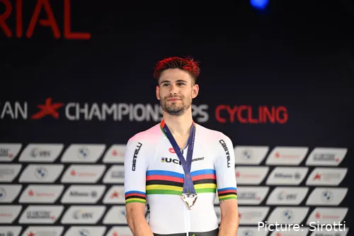 Ganna werd twee keer wereldkampioen tijdrijden. @Sirotti