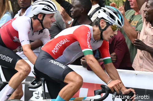 Eulálio reed naar de negende plaats op het World Championships in Kigali, een enorme verrassing. @Sirotti