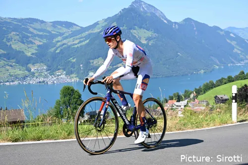 Oscar Onley in de Tour de Suisse, vlak voor zijn doorbraak in de Tour de France 2025