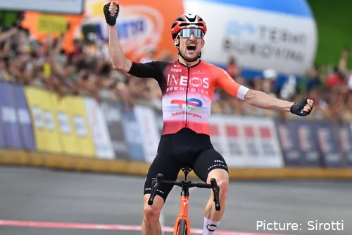 Victor Langellotti wint een etappe in de Tour de Pologne in 2025