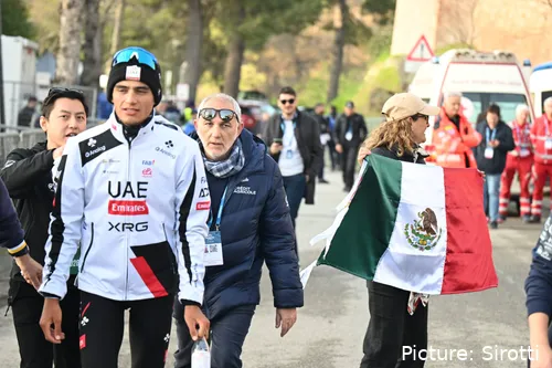 Isaac del Toro bij Tirreno–Adriatico 2026