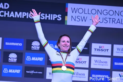 Van Vleuten werd wereldkampioene in 2019 en 2022