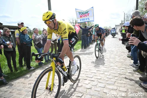 Christophe Laporte in de Parijs-Roubaix 2026