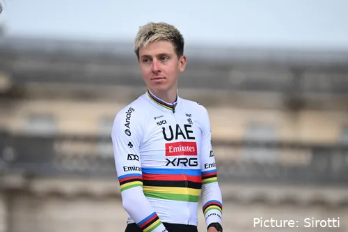 Tadej Pogacar voorafgaand aan Parijs-Roubaix 2026