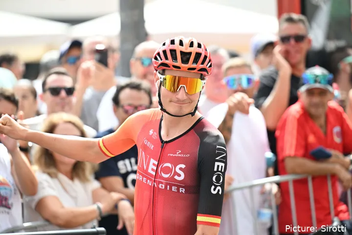 Carlos Rodríguez, líder de INEOS Grenadiers