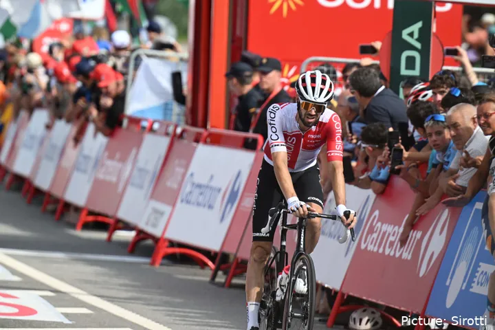 Jesús Herrada, con el maillot de Cofidis.