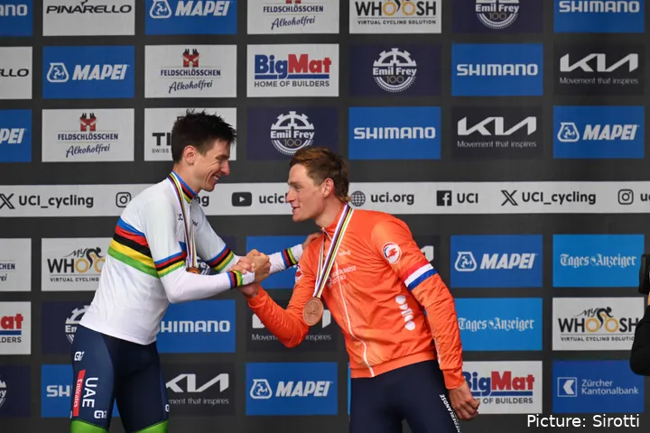 Mathieu van der Poel es capaz de vencer a Pogacar en las clásicas