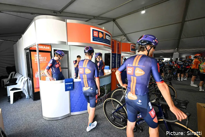 Matthew Dinham volverá en breves con el Team Picnic PostNL