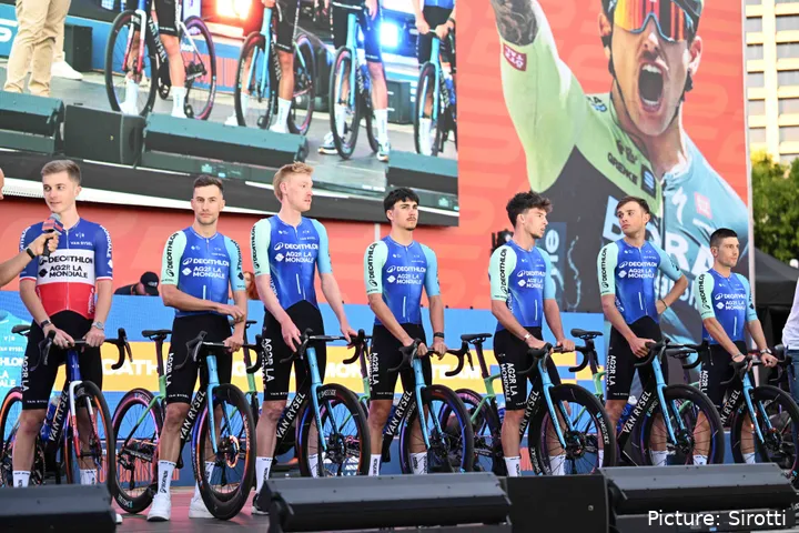 El Decathlon AG2R ardió en 2024