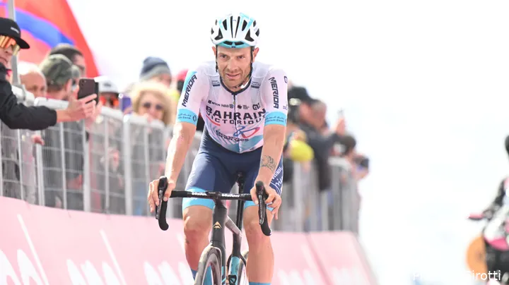 Damiano Caruso está siendo un gregario clave para Tiberi en el Giro de Italia.