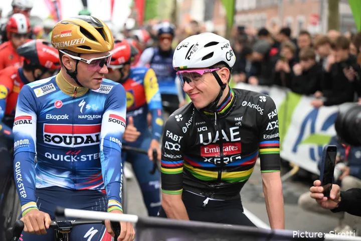 Remco Evenepoel, junto a Tadej Pogacar.&nbsp;