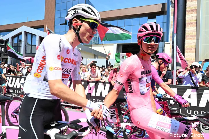 Juan Ayuso e Isaac del Toro, candidatos a ganar el Giro de Italia 2025.