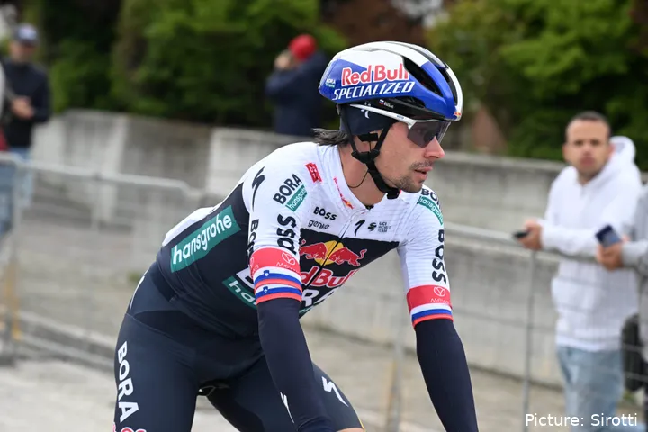 Primoz Roglic, líder de Red Bull - BORA en el Giro de Italia 2025