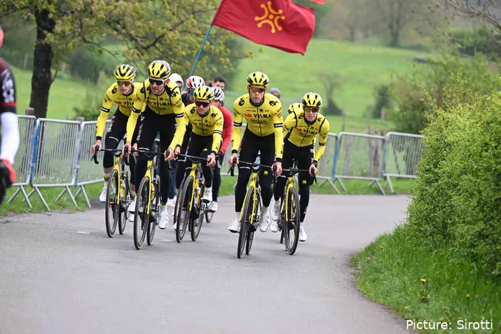 El Visma - Lease a Bike no participará en el Tour de Eslovenia 2025