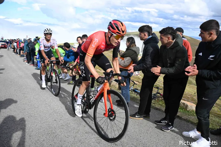 Carlos Rodríguez será el líder de INEOS en el Tour de Francia