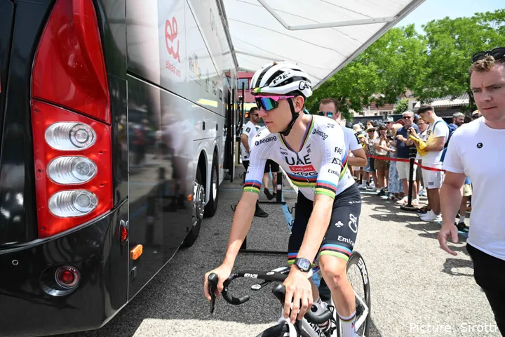 Tadej Pogacar llega al Tour de Francia 2025 como el principal favorito a la clasificación general final