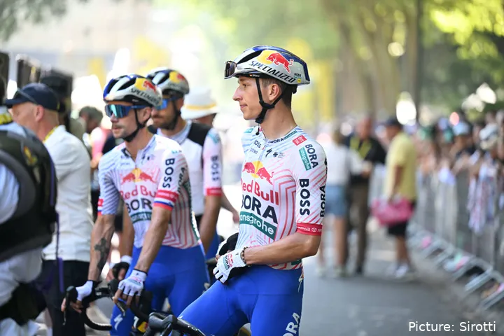 Primoz Roglic y Florian Lipowitz, las caras del Red Bull - BORA - hansgrohe en este Tour de Francia 2025